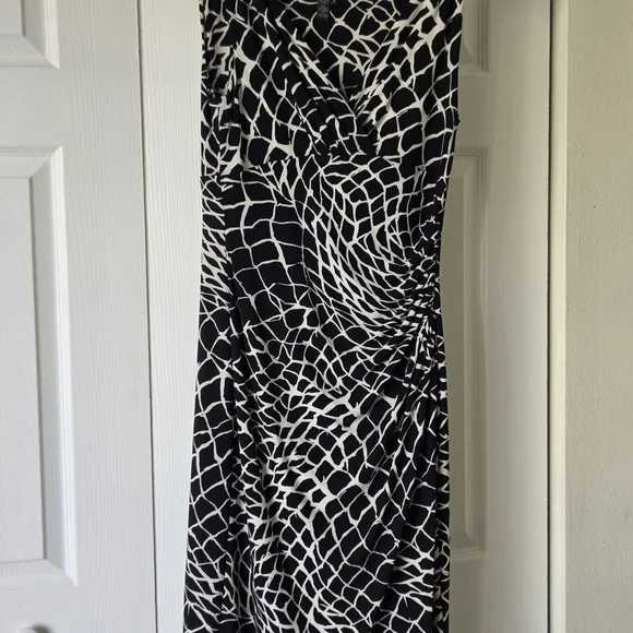 Lauren Ralph Lauren Black and White Patterned Maxi Skirt - Picture 2 of 14
